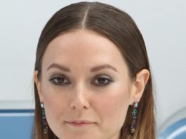 Requiem: Chi è l’attrice che interpreta Matilda Gray?