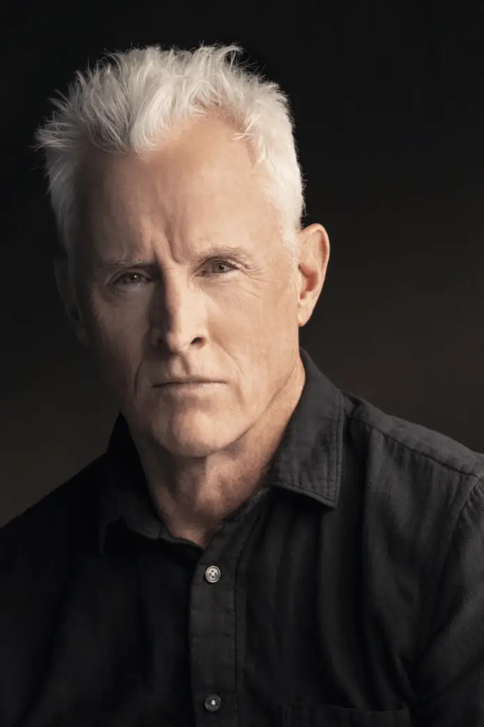 john slattery curiosità